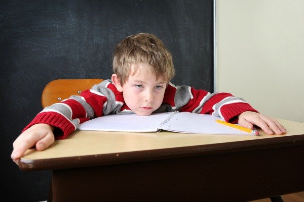 ADHD In the Classroom | Teaching kids with ADHD can be extremely challenging. From poor behavior management and an inability to pay attention, to speaking of out turn and struggling with hyperactivity and poor self-control, teachers can find it difficult to find ways to help young children with ADHD. Check out 18 of our best teaching tips and ADHD strategies for a successful school year! #ADHD #teacher #classroommanagement #teaching